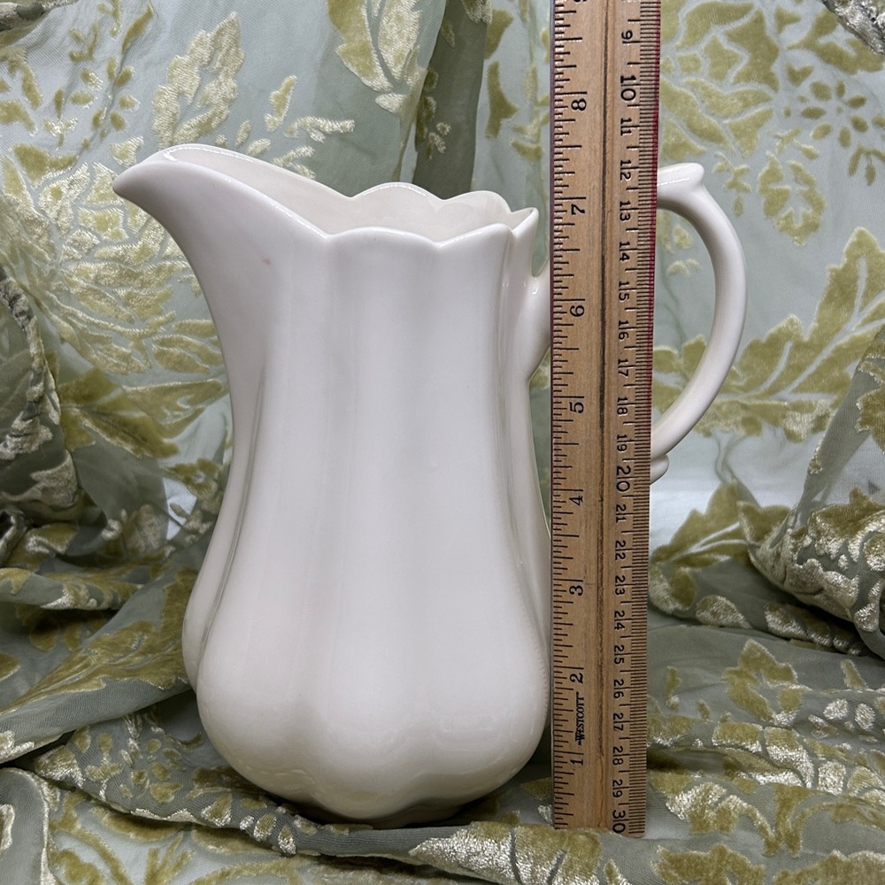 Vintage I. Godinger & Co. Porcelain Pitcher Cream Color,Scalloped Design - Picture 9 of 10